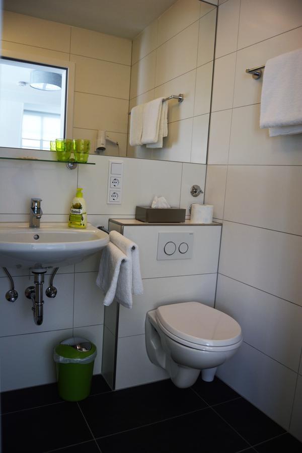 Winkelwerkstatt Hotel Kröv Exteriör bild